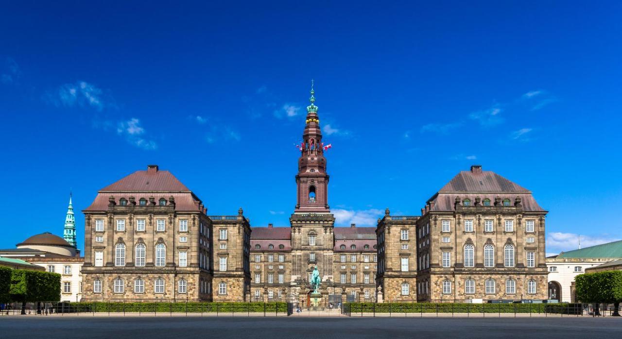 Lovely 3Br Manor Apartment 5 Min From Tivoli Gardens Copenhague Exterior foto