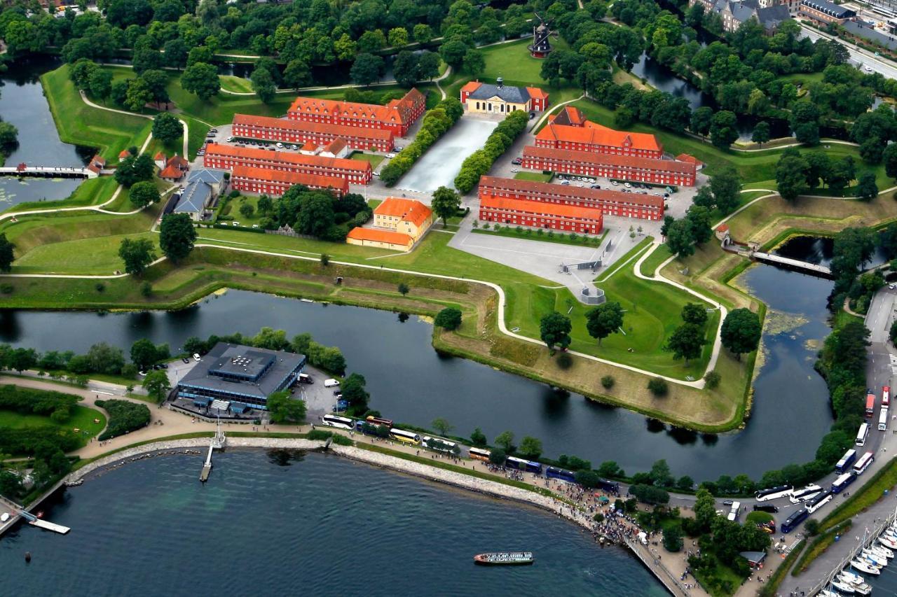 Lovely 3Br Manor Apartment 5 Min From Tivoli Gardens Copenhague Exterior foto
