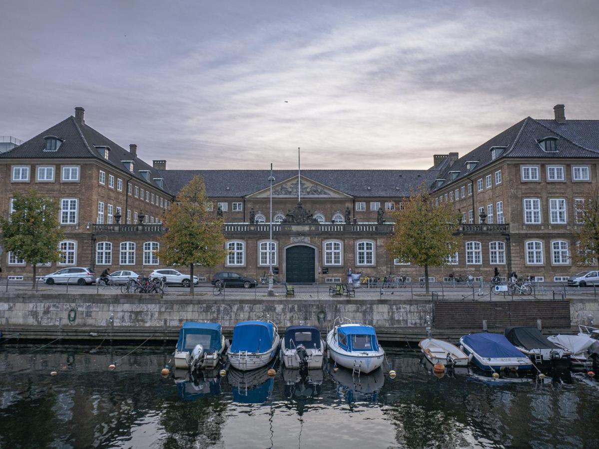 Lovely 3Br Manor Apartment 5 Min From Tivoli Gardens Copenhague Exterior foto