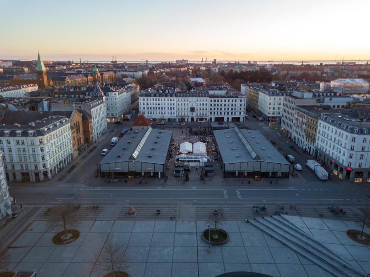 Lovely 3Br Manor Apartment 5 Min From Tivoli Gardens Copenhague Exterior foto