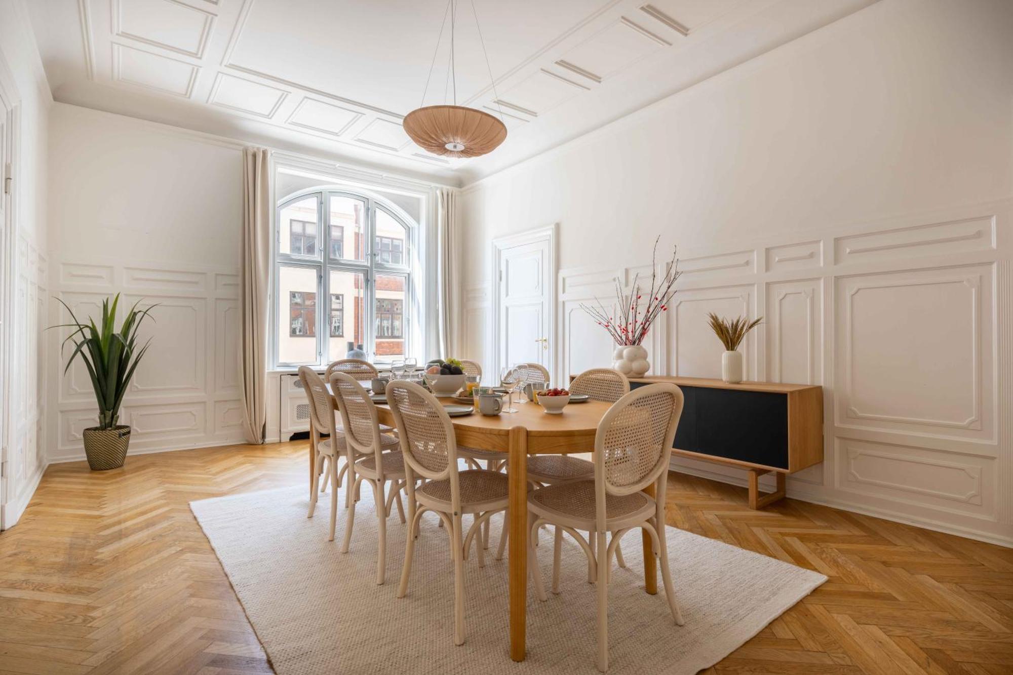 Lovely 3Br Manor Apartment 5 Min From Tivoli Gardens Copenhague Exterior foto