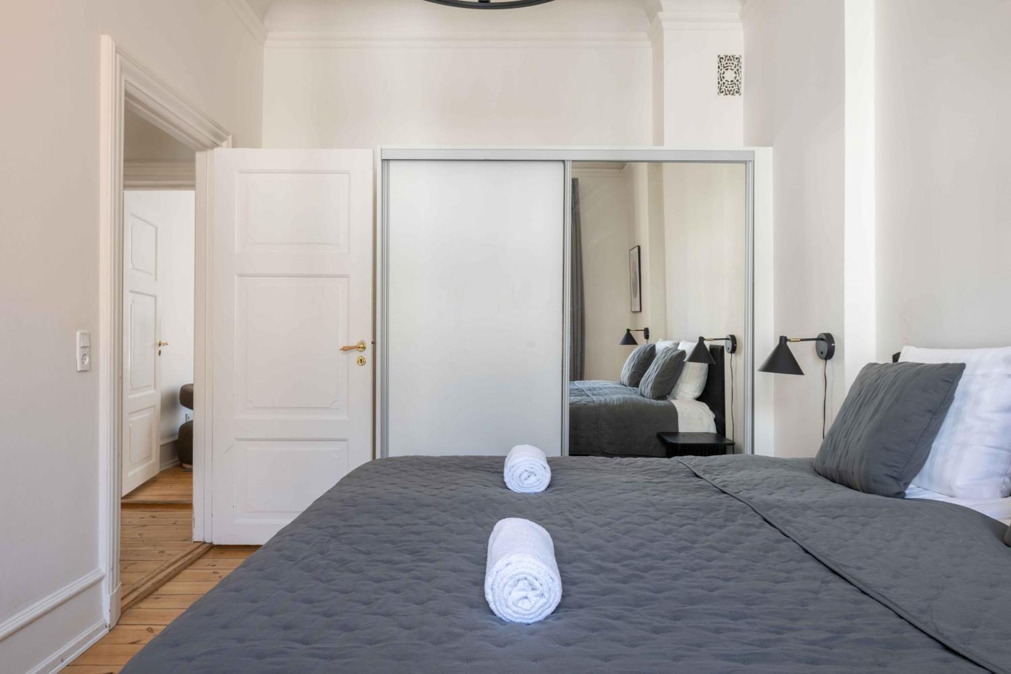 Lovely 3Br Manor Apartment 5 Min From Tivoli Gardens Copenhague Exterior foto